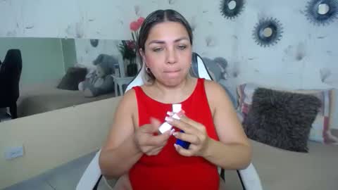 Snapshot of _sexyredhead_ chatting on December 16, 2025, 12:10 pm KATA online show from December 16, 2025, 12:10 pm