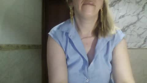 Snapshot of _sexyxsveta_ chatting on July 22, 2026, 4:26 am SexyXSveta online show from July 22, 2026, 4:26 am