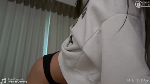 Snapshot of _sirine_ chatting on December 21, 2024, 1:58 am Marinette online show from December 21, 2024, 1:58 am