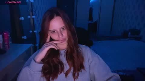 Snapshot of _slutty_fox_ chatting on September 15, 2025, 9:37 pm Alice online show from September 15, 2025, 9:37 pm