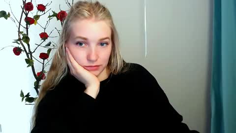 Snapshot of _snow_queen__ chatting on April 28, 2026, 1:16 pm Rachel online show from April 28, 2026, 1:16 pm