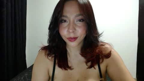 Snapshot of _sofiaparker_ chatting on October 11, 2025, 8:57 am Sofia Parker online show from October 11, 2025, 8:57 am