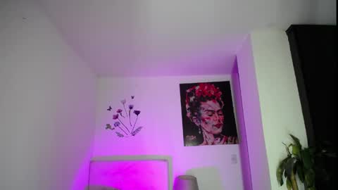 sol online show from April 7, 2026, 12:27 pm