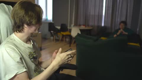 OLIVERpvt is open online show from February 27, 2025, 12:13 pm