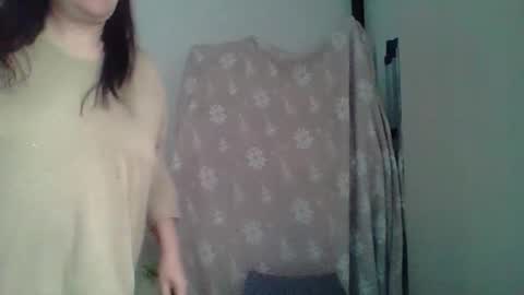 Snapshot of _squirty_pussyyy_ chatting on November 13, 2025, 8:02 am Melisa online show from November 13, 2025, 8:02 am