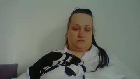 Snapshot of _squirty_pussyyy_ chatting on November 23, 2025, 8:25 am Melisa online show from November 23, 2025, 8:25 am