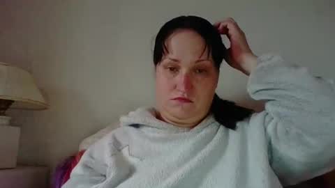Snapshot of _squirty_pussyyy_ chatting on December 17, 2025, 10:21 am Melisa online show from December 17, 2025, 10:21 am