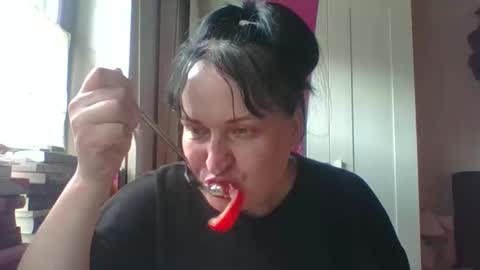 Snapshot of _squirty_pussyyy_ chatting on June 1, 2026, 11:56 am Melisa online show from June 1, 2026, 11:56 am