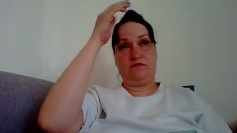 Melisa online show from July 17, 2026, 5:47 am