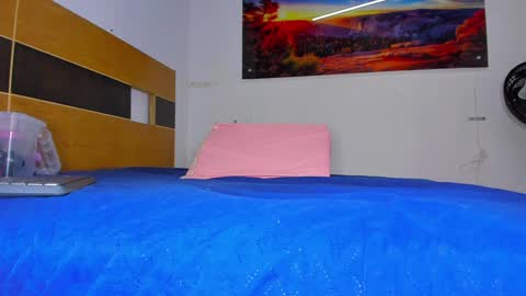 susy online show from February 7, 2025, 11:56 am