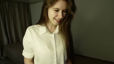 Stella Grace online show from April 4, 2026, 10:57 am
