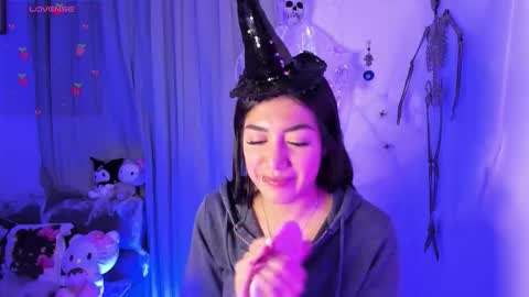 Angela   online show from October 21, 2025, 2:01 am