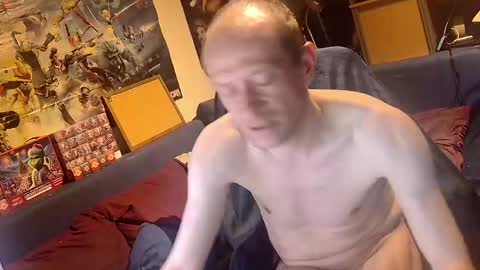 Snapshot of _svenerd_____ chatting on May 27, 2026, 1:57 am _svenerd_____ online show from May 27, 2026, 1:57 am