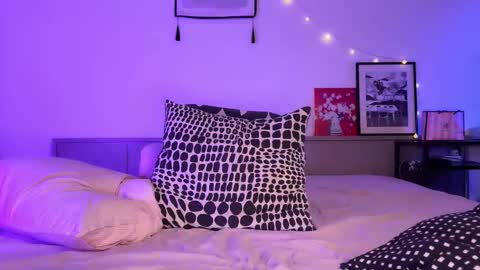 Ann online show from December 17, 2025, 2:23 pm