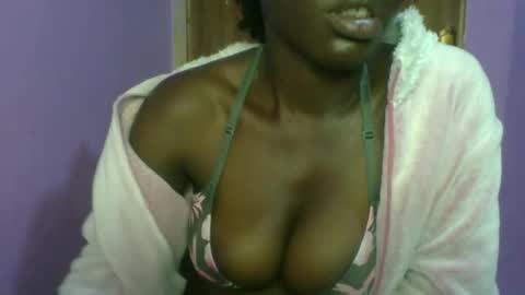 Snapshot of _sweet_gabriella chatting on May 22, 2026, 2:40 am Gabriella online show from May 22, 2026, 2:40 am