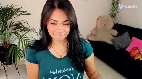    online show from May 22, 2026, 1:39 pm