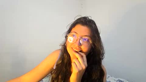 _sweet_melodyy online show from May 13, 2026, 9:55 pm