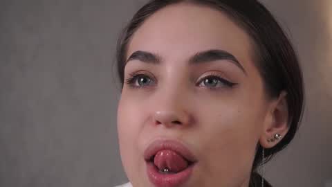 Sofia online show from February 18, 2025, 11:33 am