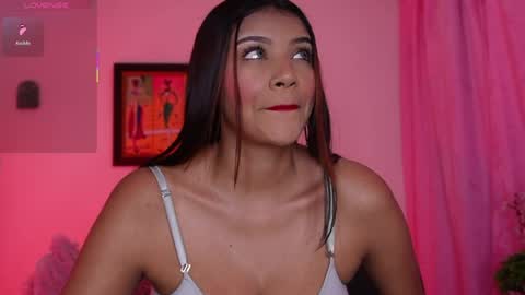Snapshot of _sweet_vict0ria1 chatting on April 20, 2026, 2:03 am 0900 p.m a 0500 a.m Colombia time UTC -5 online show from April 20, 2026, 2:03 am