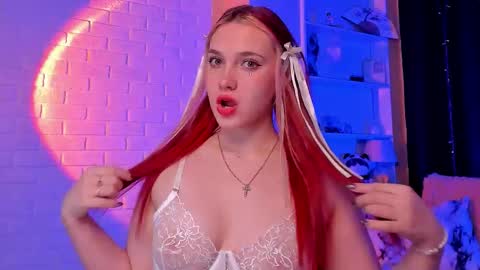 _sweetiemary_ online show from November 30, 2025, 7:40 pm