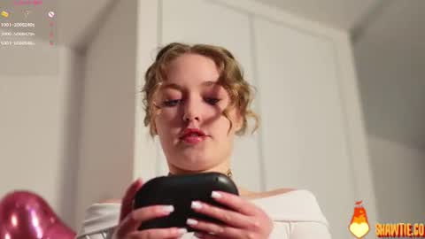 Snapshot of _taylor_swift chatting on June 24, 2026, 6:56 am Taylor online show from June 24, 2026, 6:56 am