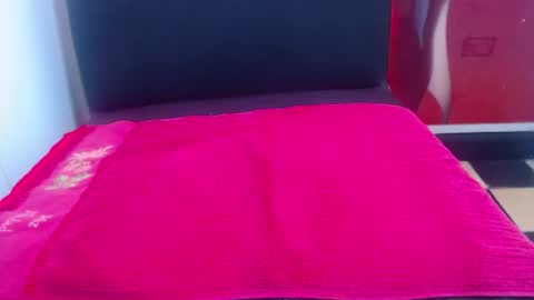 Snapshot of _thamaraa_ chatting on June 25, 2026, 4:33 pm Tamara online show from June 25, 2026, 4:33 pm