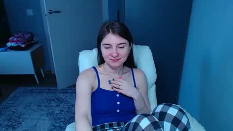 _thesamedaniellatrue_ online show from April 13, 2026, 3:06 pm