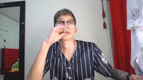 Thomas online show from December 17, 2024, 10:22 pm