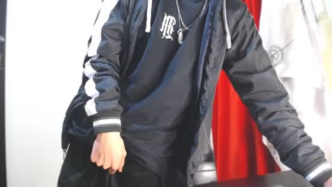 Thomas online show from January 3, 2025, 11:55 pm