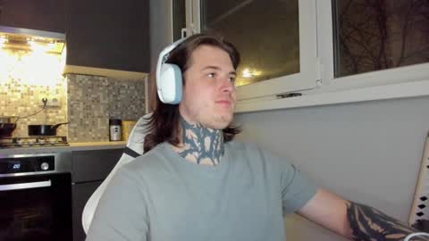 _torfin_ online show from December 7, 2024, 9:22 pm