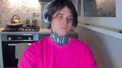 _torfin_ online show from April 11, 2026, 12:37 am