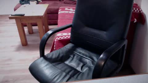 _trythis_ online show from February 1, 2026, 5:44 pm