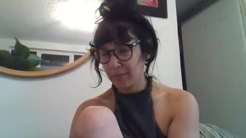 Snapshot of _tutti_frutti_ chatting on March 8, 2026, 4:27 am _tutti_frutti_ online show from March 8, 2026, 4:27 am