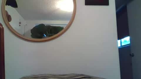 Snapshot of _tutti_frutti_ chatting on April 7, 2026, 11:15 pm _tutti_frutti_ online show from April 7, 2026, 11:15 pm