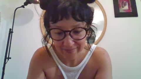 Snapshot of _tutti_frutti_ chatting on April 21, 2026, 3:13 am _tutti_frutti_ online show from April 21, 2026, 3:13 am