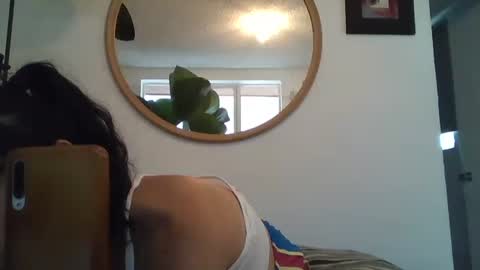 Snapshot of _tutti_frutti_ chatting on May 24, 2026, 8:36 pm _tutti_frutti_ online show from May 24, 2026, 8:36 pm