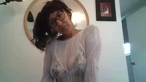 Snapshot of _tutti_frutti_ chatting on June 4, 2026, 11:00 pm _tutti_frutti_ online show from June 4, 2026, 11:00 pm