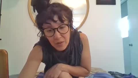 Snapshot of _tutti_frutti_ chatting on June 5, 2026, 10:26 pm _tutti_frutti_ online show from June 5, 2026, 10:26 pm