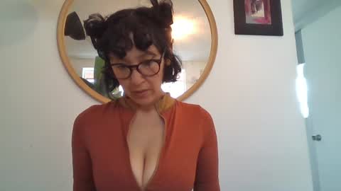 Snapshot of _tutti_frutti_ chatting on July 7, 2026, 9:08 pm _tutti_frutti_ online show from July 7, 2026, 9:08 pm