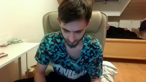 Snapshot of _v_l_a_d_ chatting on March 11, 2025, 12:54 am Vlad online show from March 11, 2025, 12:54 am