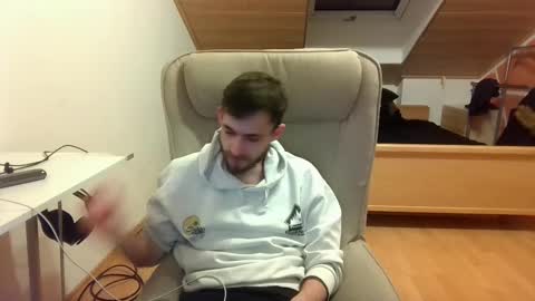 Snapshot of _v_l_a_d_ chatting on March 12, 2025, 7:49 pm Vlad online show from March 12, 2025, 7:49 pm