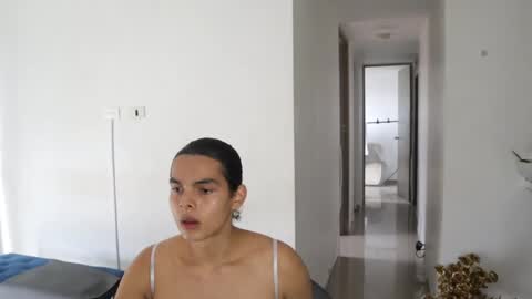 Anastasia Vahos online show from March 1, 2025, 7:26 pm