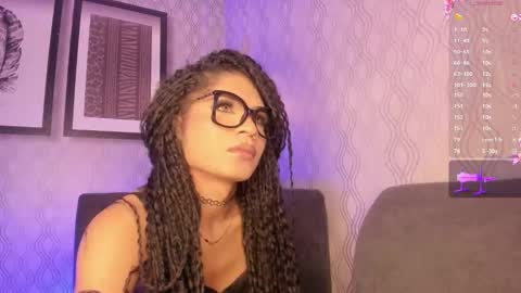 Snapshot of _vennuss_ chatting on January 4, 2025, 4:00 pm Venus online show from January 4, 2025, 4:00 pm