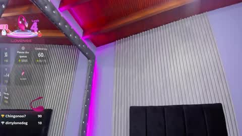 Veronica  online show from October 10, 2025, 5:06 am