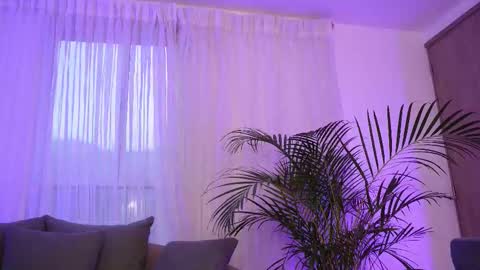 Snapshot of _victoria_florez chatting on March 18, 2026, 11:08 pm VICTORIA online show from March 18, 2026, 11:08 pm