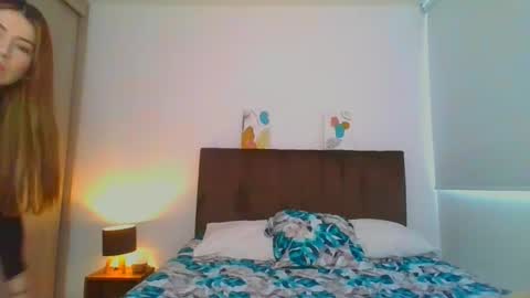 Violeta  online show from March 8, 2025, 10:34 pm