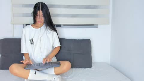 Snapshot of _violetadulce chatting on January 11, 2025, 10:51 am Violeta online show from January 11, 2025, 10:51 am