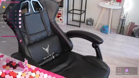 Alis online show from October 30, 2025, 6:59 am