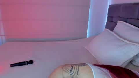 INSTAGRAM pinzon viviana online show from May 6, 2026, 9:31 pm