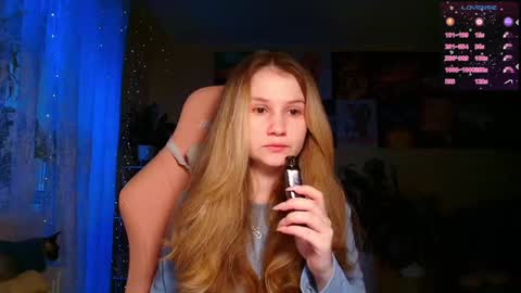 Snapshot of _witch__ chatting on January 6, 2026, 7:23 am Enni online show from January 6, 2026, 7:23 am